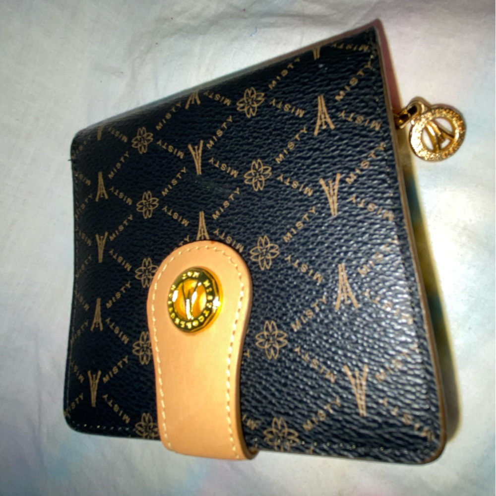 Misty leather wallet
